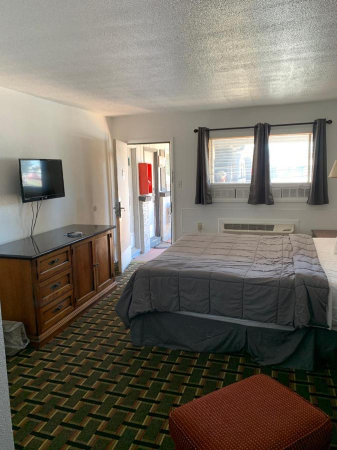 Rodeway Inn & Suites Raton Zewnętrze zdjęcie